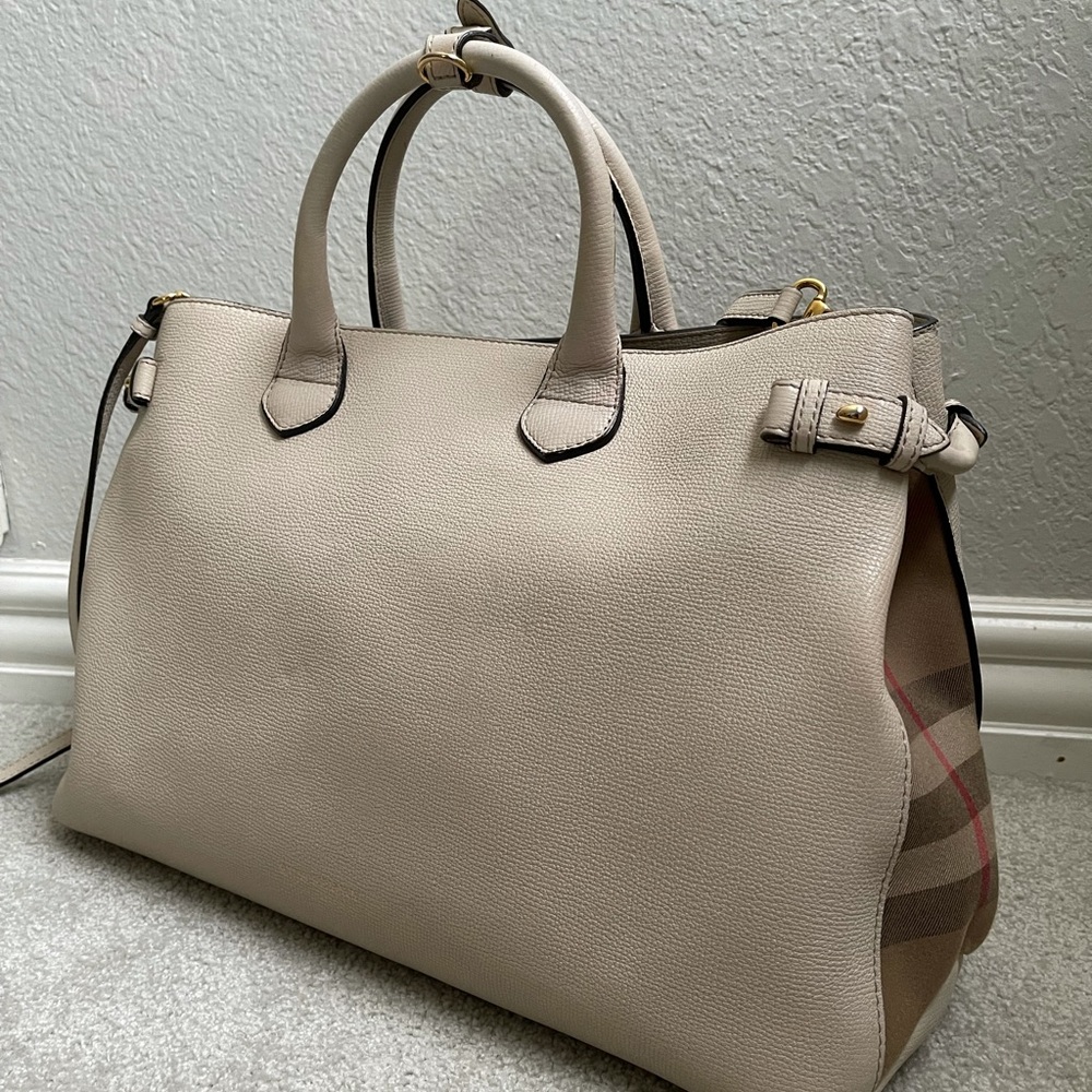 Large Burberry Banner Tote bag